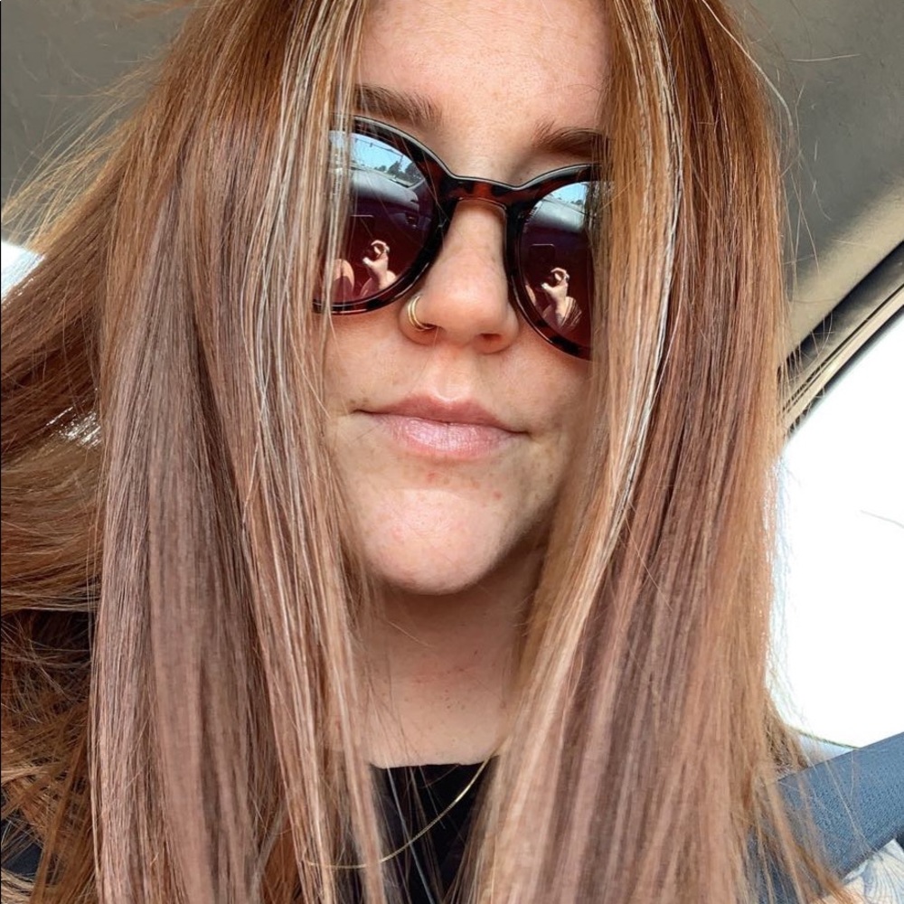 Meet your Posher, Jessica